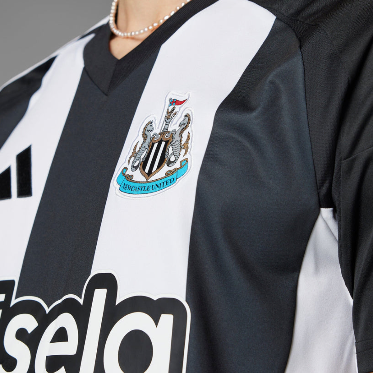 2024-25 Newcastle United FC 1st Kit