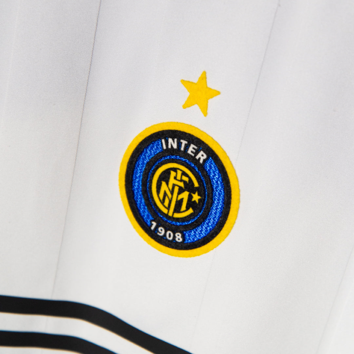 2004-05 FC Internazionale Milano 2nd Kit
